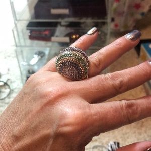 Henri bendel ring